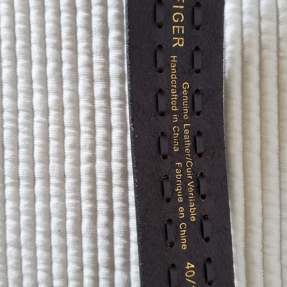 Tommy Hilfiger Belt Men's 40 Black Genuine Leather 47" Long 1.25" Wide 40/100 - Picture 11 of 12